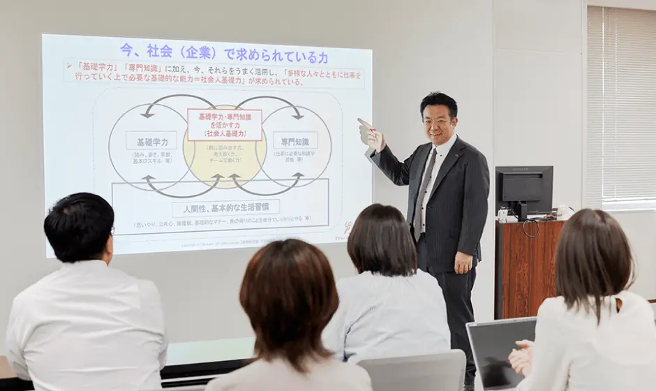 外国人就職支援徹底セミナーに講師として参加